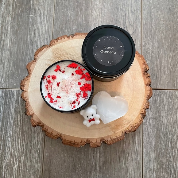 *Cupid Magic* - Soy Wax Candle - Picture 6 of 6